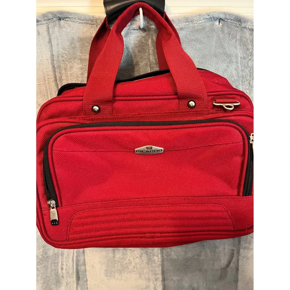 Ricardo Beverly Hills Red Travel Tote Bag Carry-On 16x8x12 Zip Compartments